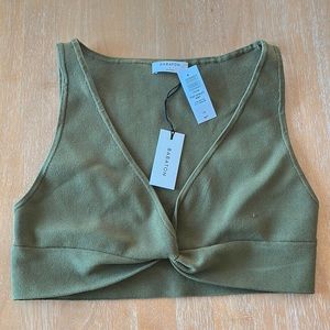 Aritzia Babaton Ego Sculpt Knit Crop Top